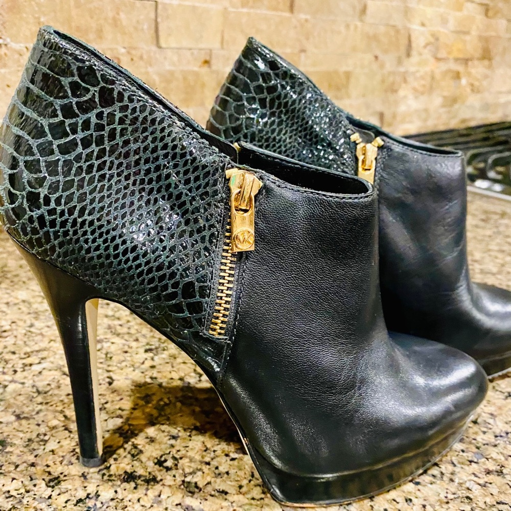 Michael Kors, women’s booties